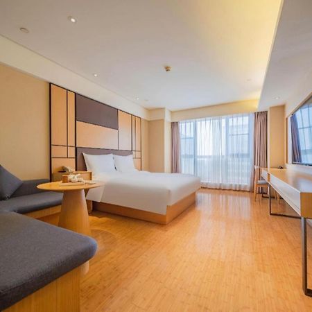 Ji Hotel Chengdu Global Center Экстерьер фото